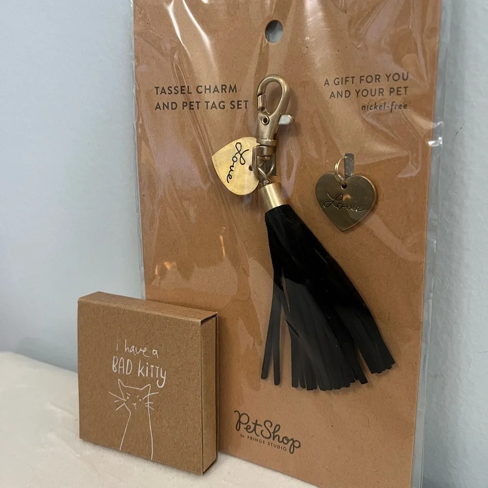 Fringe Studio Tassel Charm & Pet Tag Set With Decorative“I have a bad kitty”Tray